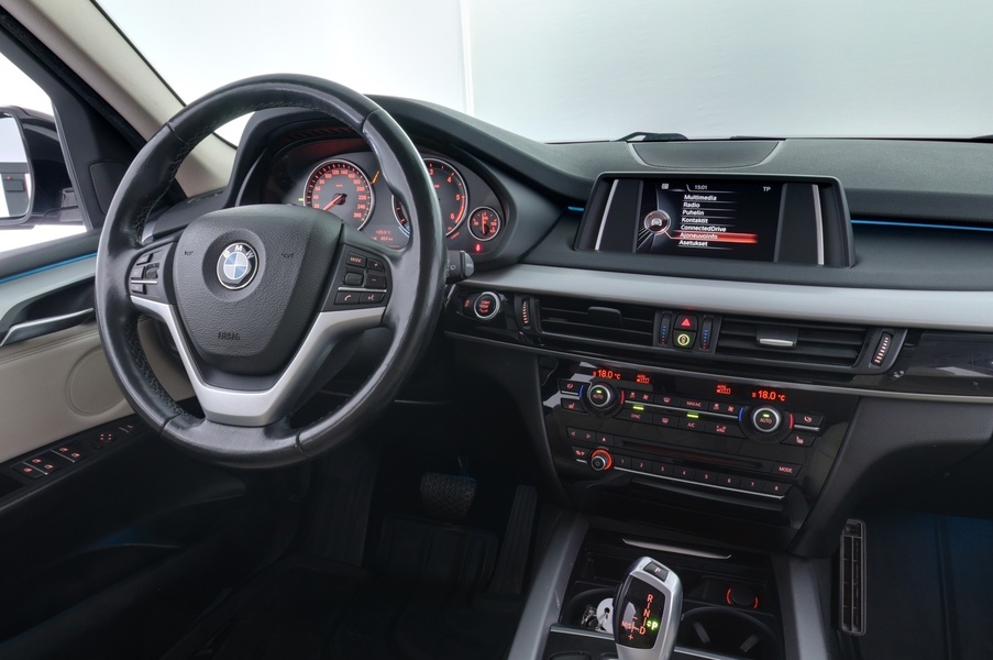 BMW X5 vaihtoauto
