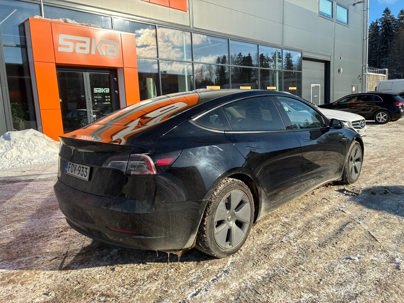 Tesla Model 3 vaihtoauto
