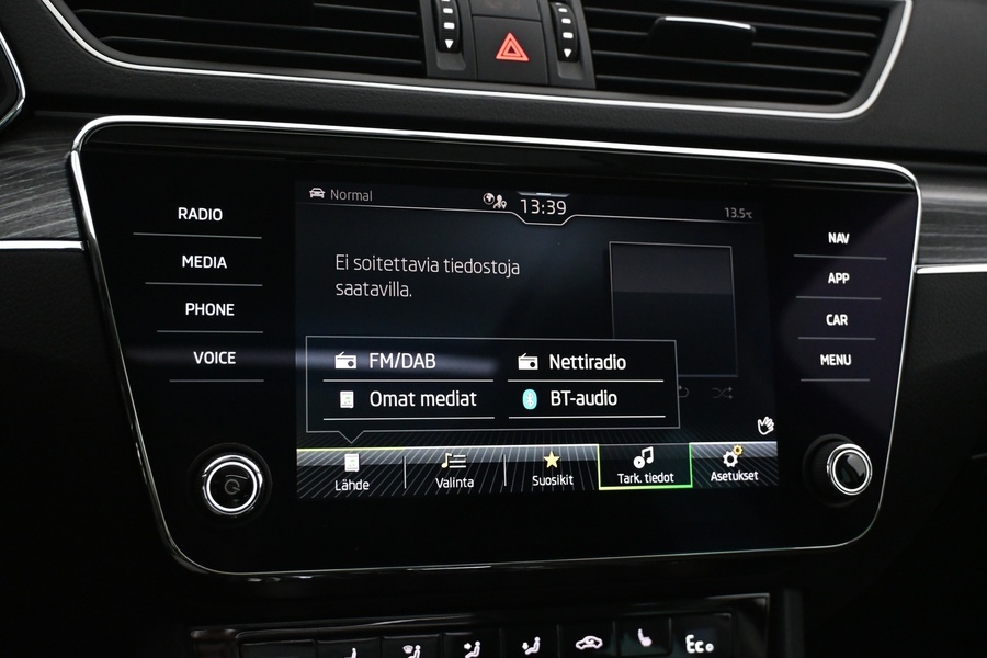 Skoda Superb vaihtoauto