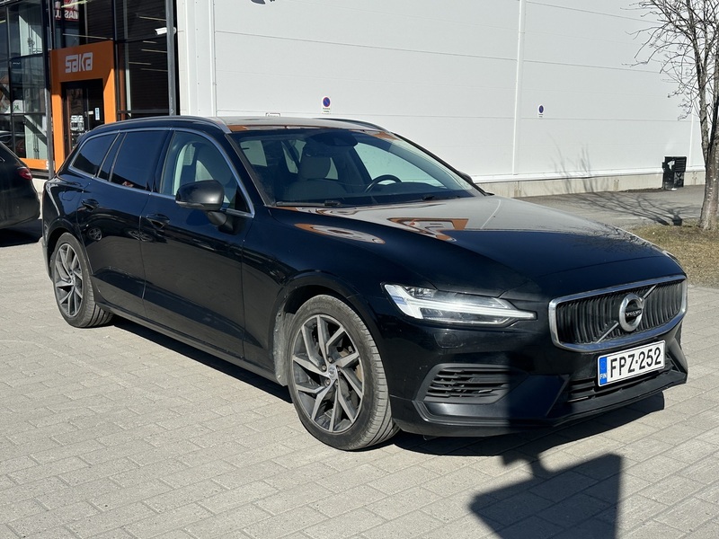 Volvo V60 vaihtoauto
