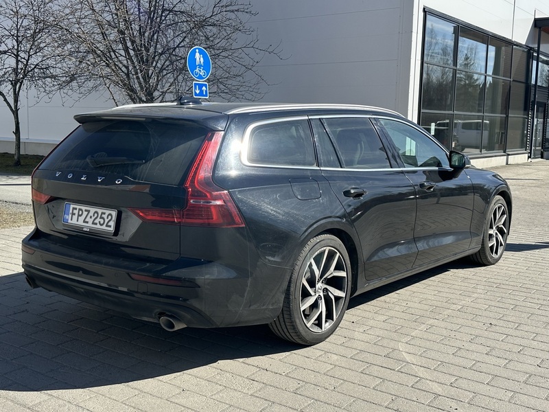 Volvo V60 vaihtoauto