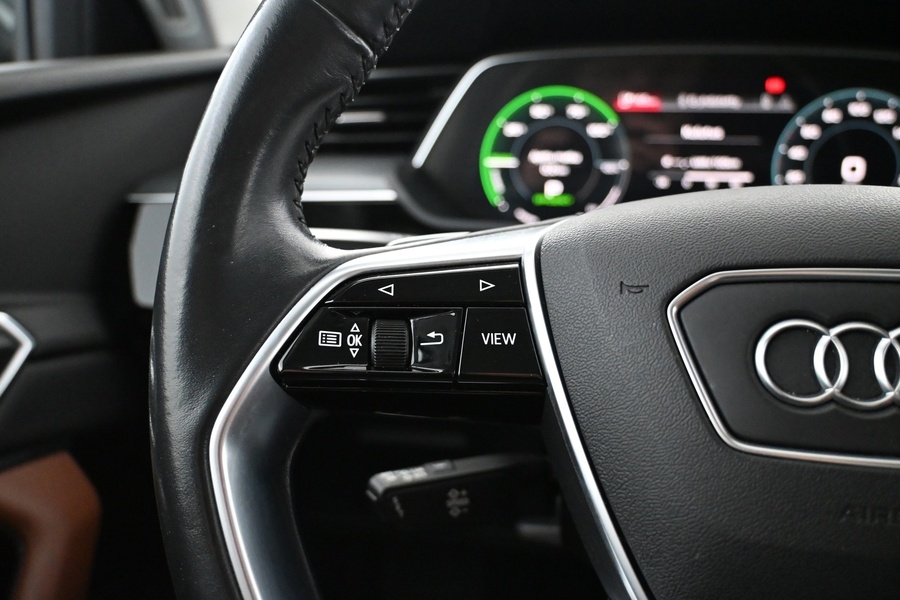 Audi e-tron vaihtoauto