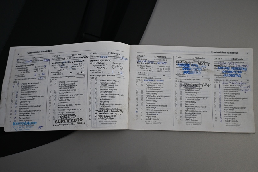 Opel Astra vaihtoauto