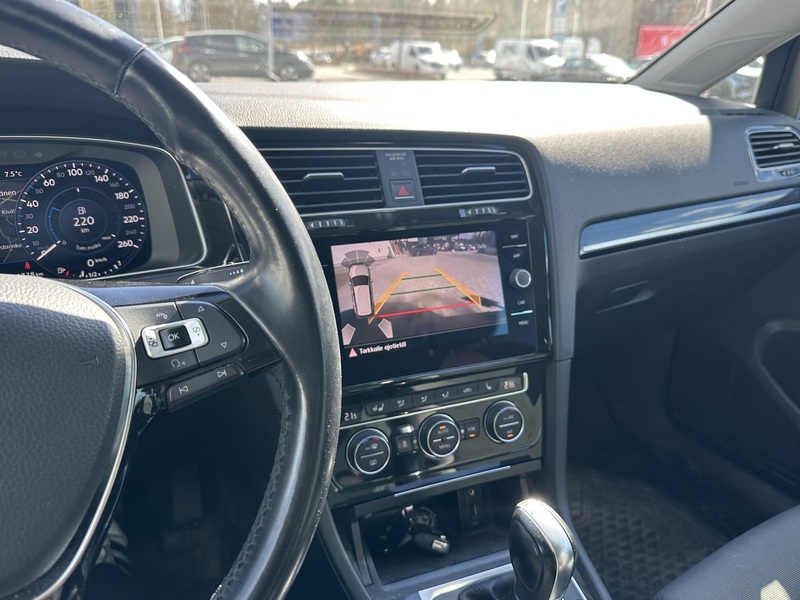 Volkswagen Golf vaihtoauto