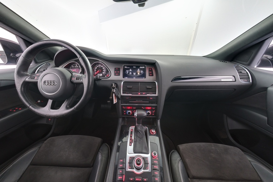 Audi Q7 vaihtoauto