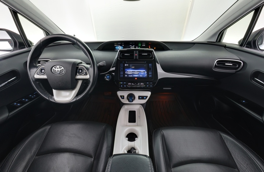 Toyota Prius vaihtoauto