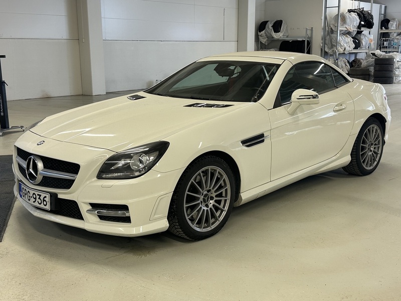 Mercedes-Benz SLK vaihtoauto
