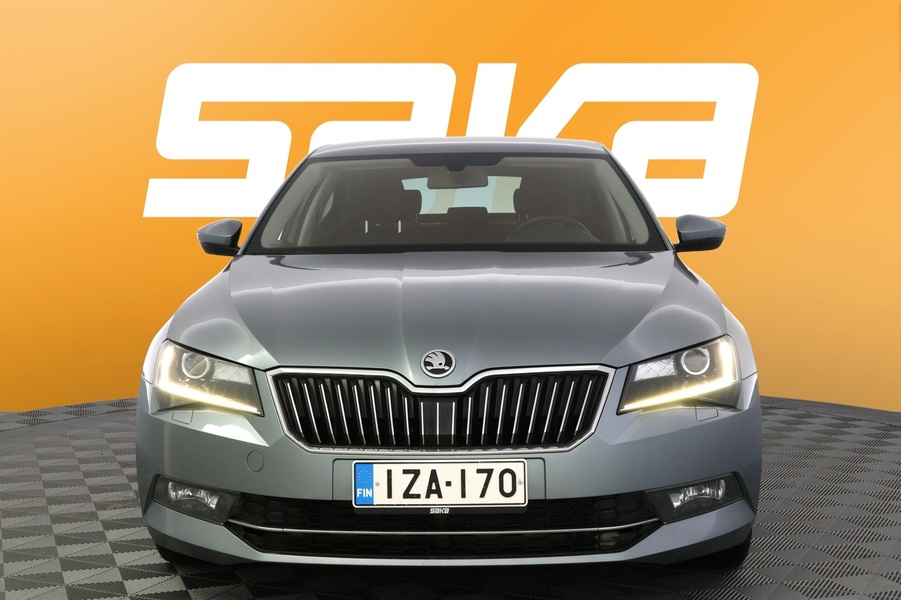 Skoda Superb vaihtoauto