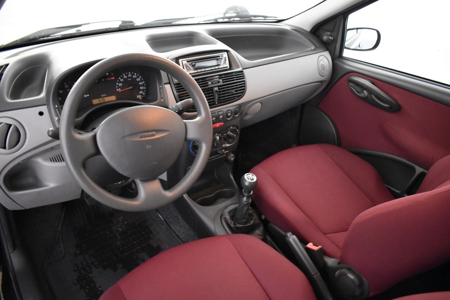 Fiat Punto vaihtoauto