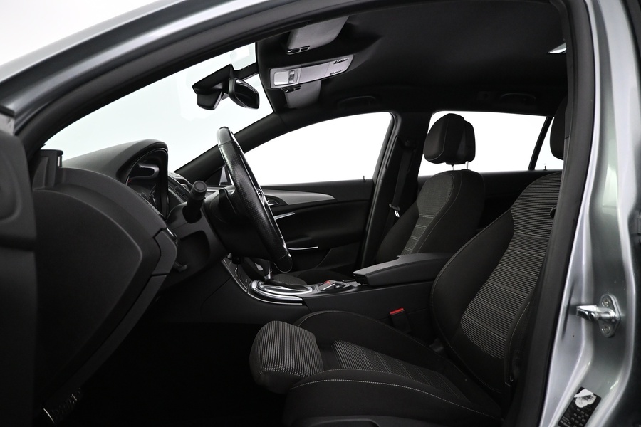 Opel Insignia vaihtoauto