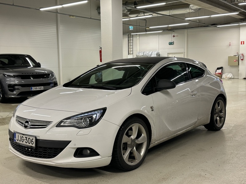 Opel Astra vaihtoauto