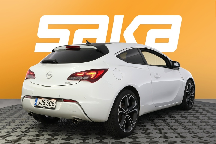 Opel Astra vaihtoauto