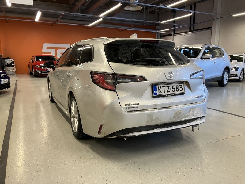 Suzuki Swace vaihtoauto