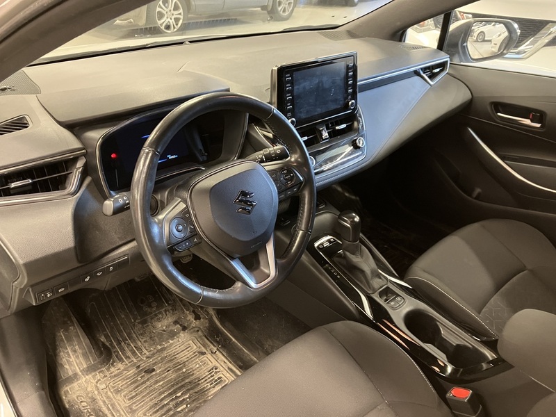 Suzuki Swace vaihtoauto