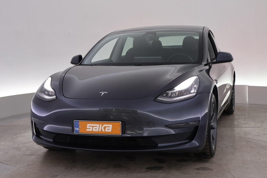 Tesla Model 3 vaihtoauto