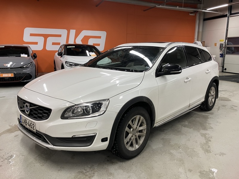Volvo V60 Cross Country vaihtoauto