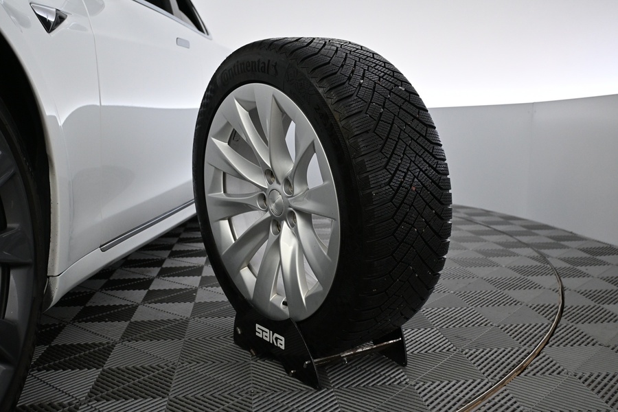 Tesla Model S vaihtoauto