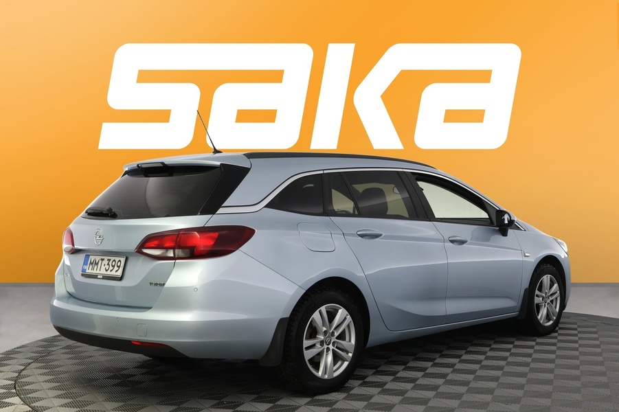 Opel Astra vaihtoauto