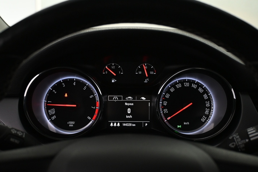 Opel Astra vaihtoauto