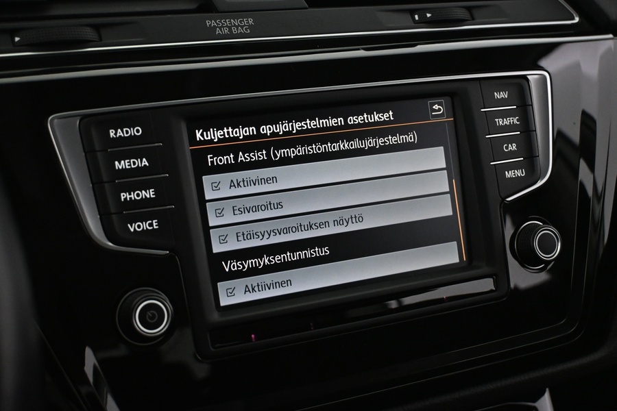 Volkswagen Touran vaihtoauto