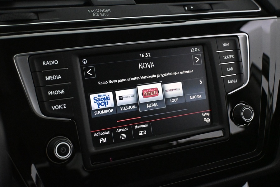 Volkswagen Touran vaihtoauto