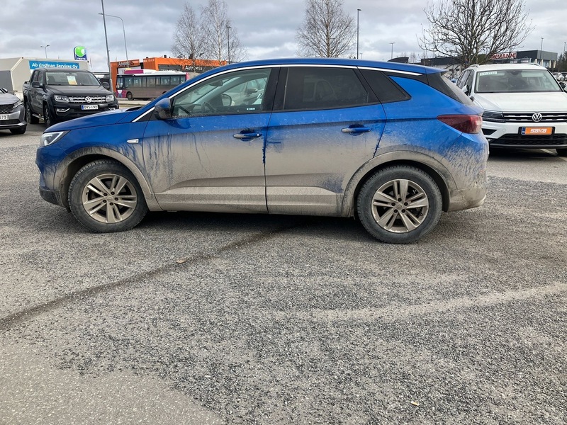 Opel Grandland X vaihtoauto