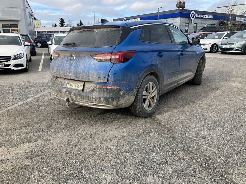 Opel Grandland X vaihtoauto