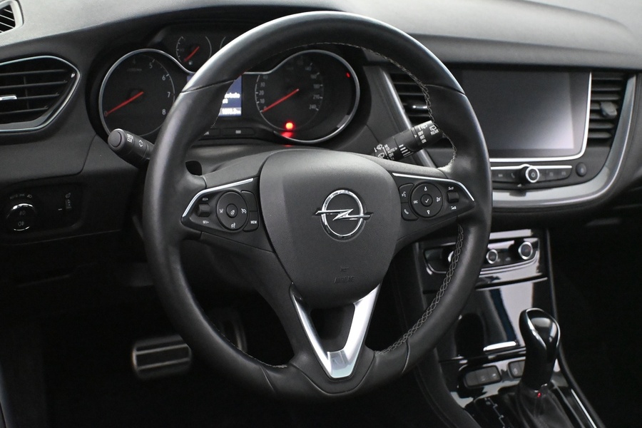 Opel Grandland X vaihtoauto