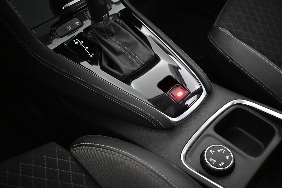 Opel Grandland X vaihtoauto