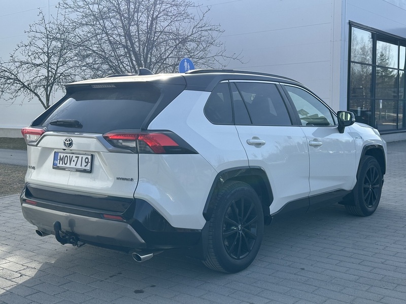 Toyota RAV4 vaihtoauto