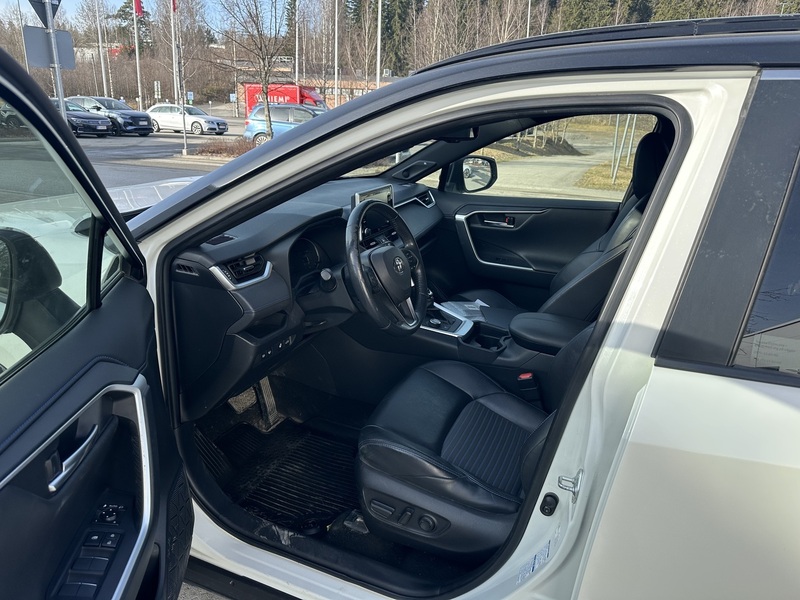 Toyota RAV4 vaihtoauto