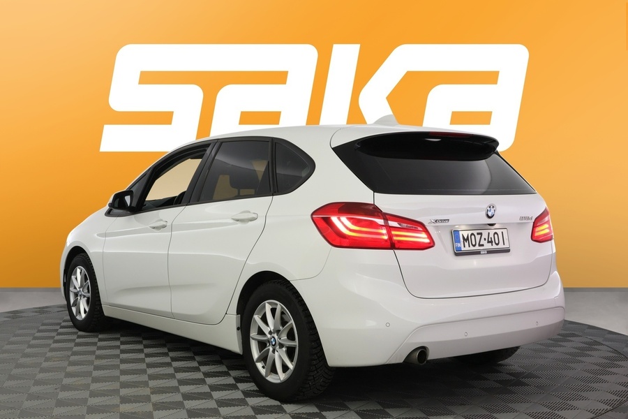 BMW 218 vaihtoauto