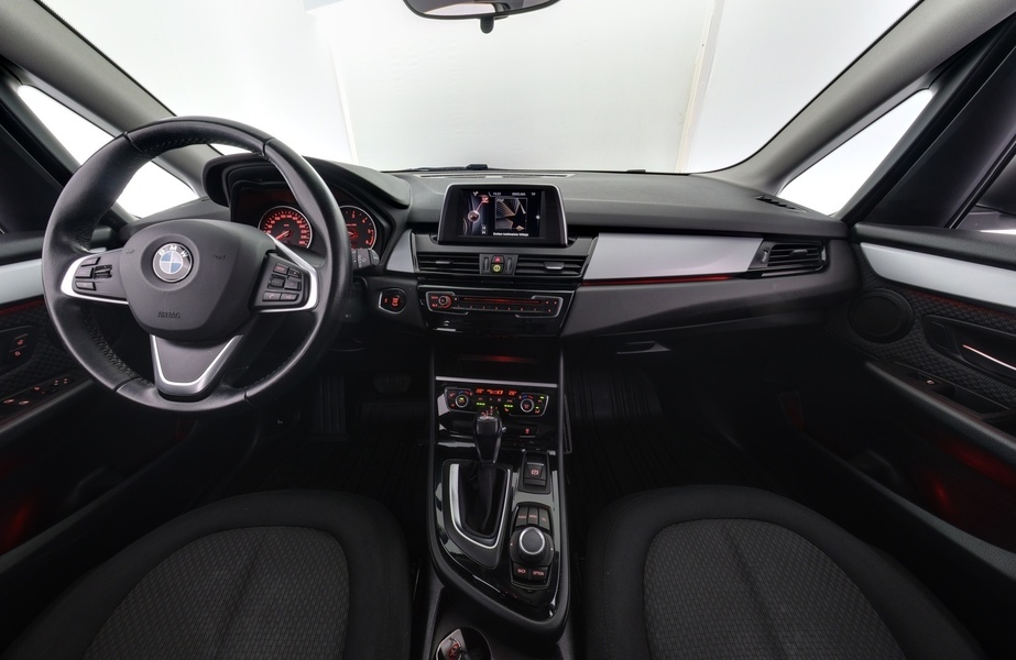 BMW 218 vaihtoauto