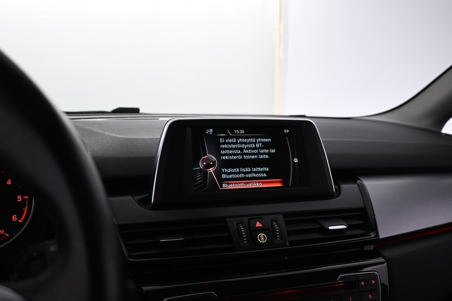 BMW 218 vaihtoauto