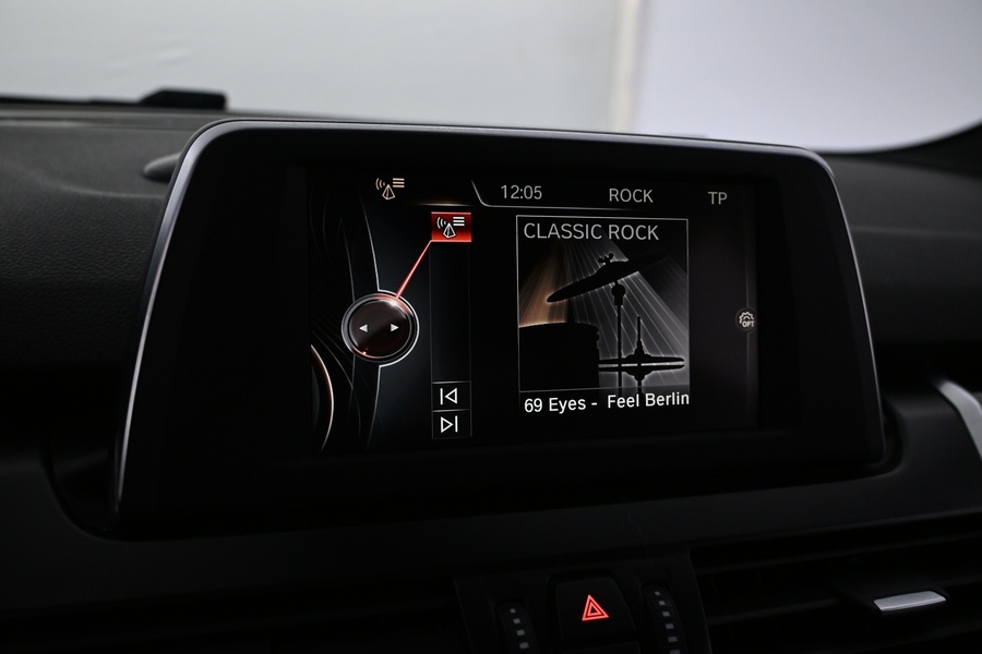 BMW 218 vaihtoauto