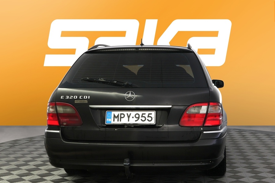 Mercedes-Benz E vaihtoauto