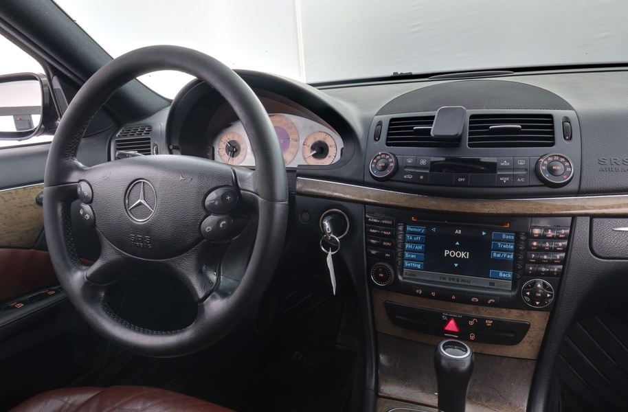 Mercedes-Benz E vaihtoauto