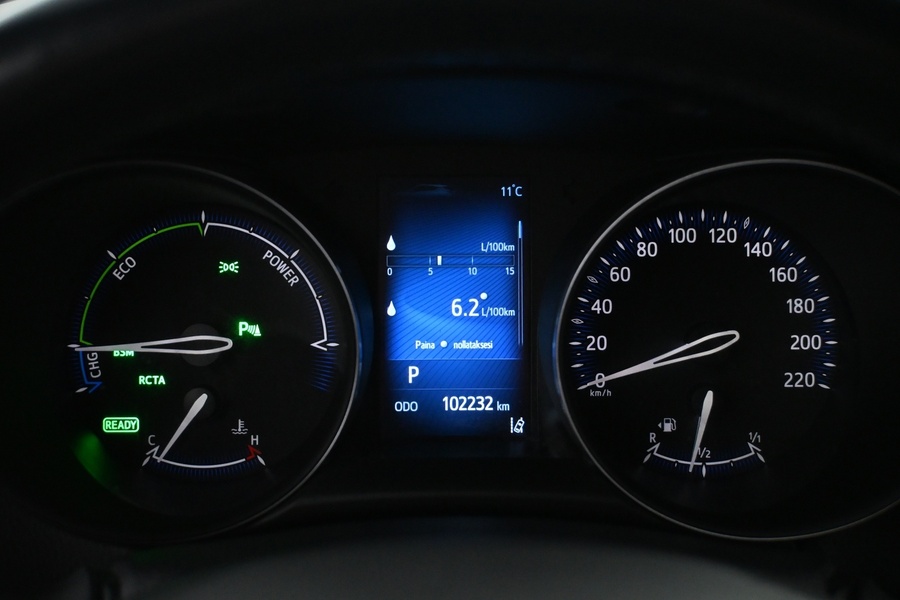 Toyota C-HR vaihtoauto