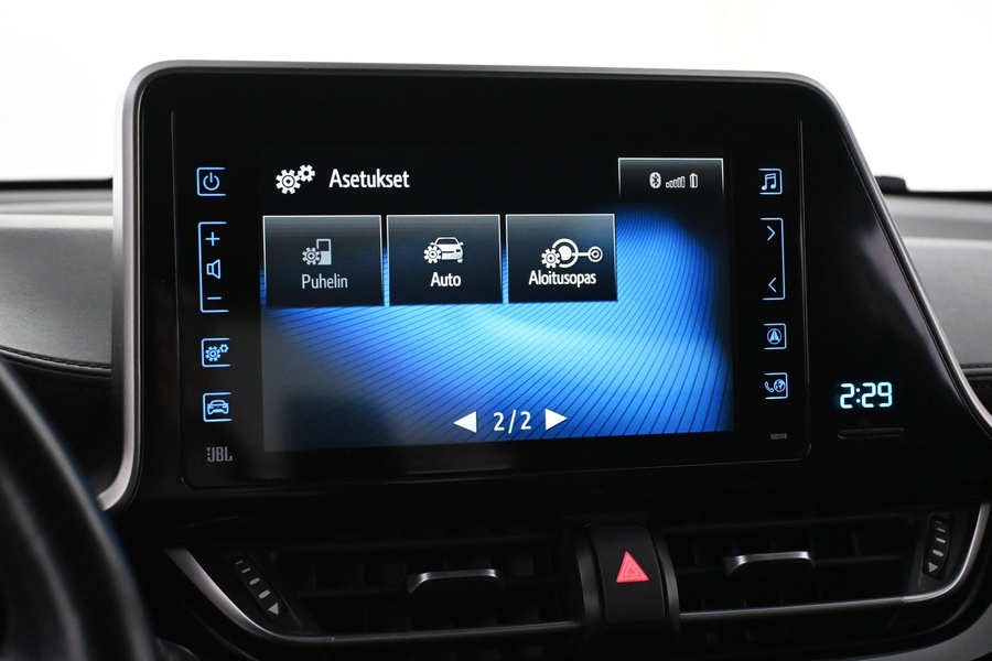 Toyota C-HR vaihtoauto