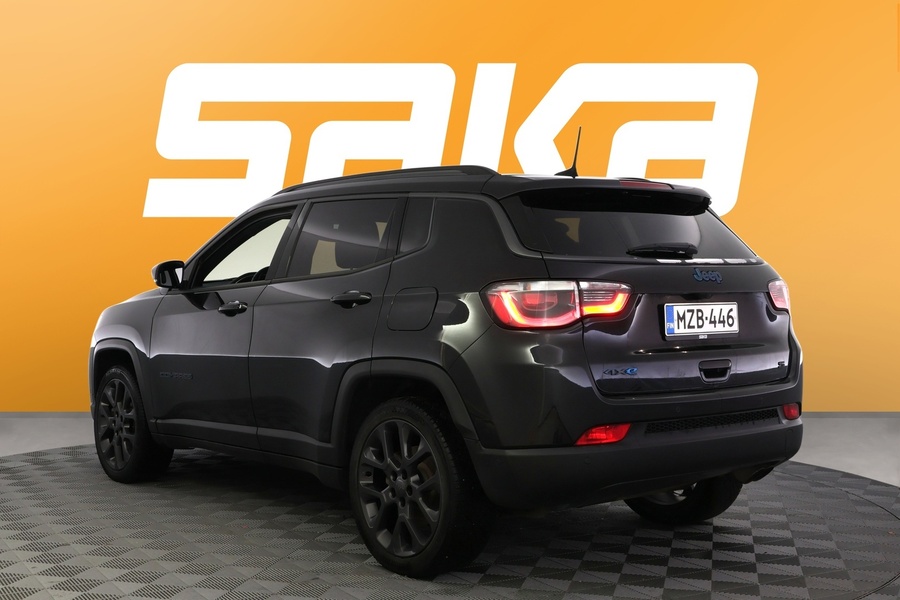 Jeep Compass vaihtoauto