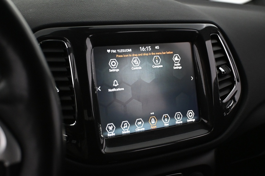 Jeep Compass vaihtoauto