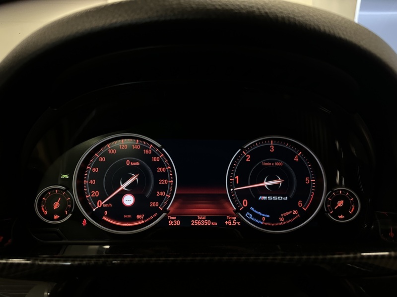 BMW M550d vaihtoauto