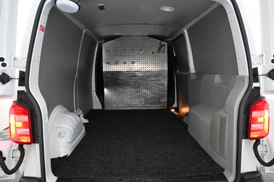 Volkswagen Transporter vaihtoauto