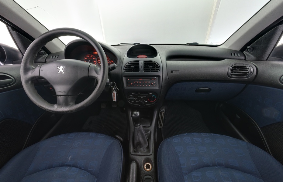 Peugeot 206 vaihtoauto