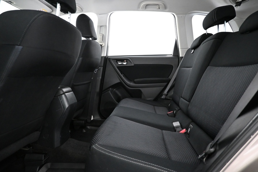 Subaru Forester vaihtoauto