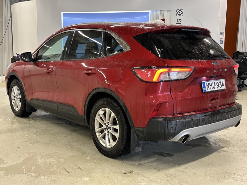 Ford Kuga vaihtoauto