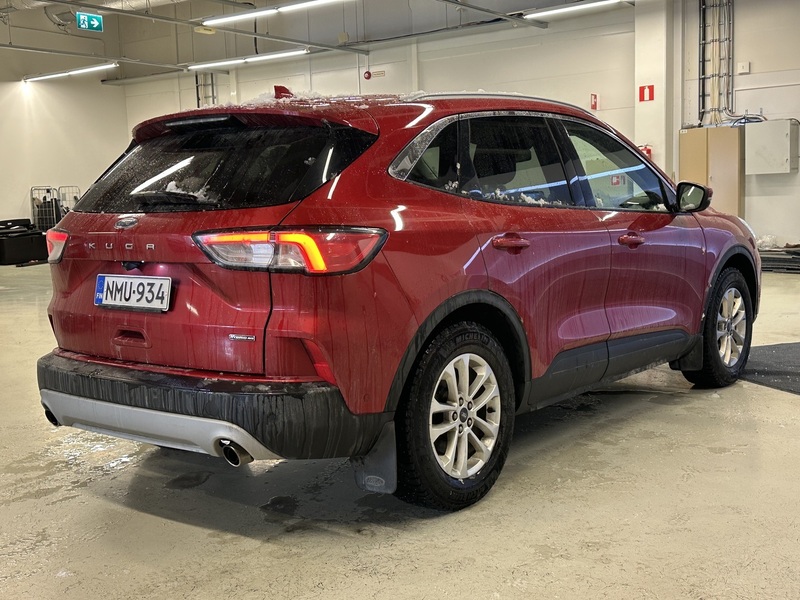 Ford Kuga vaihtoauto