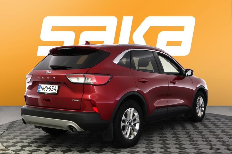 Ford Kuga vaihtoauto
