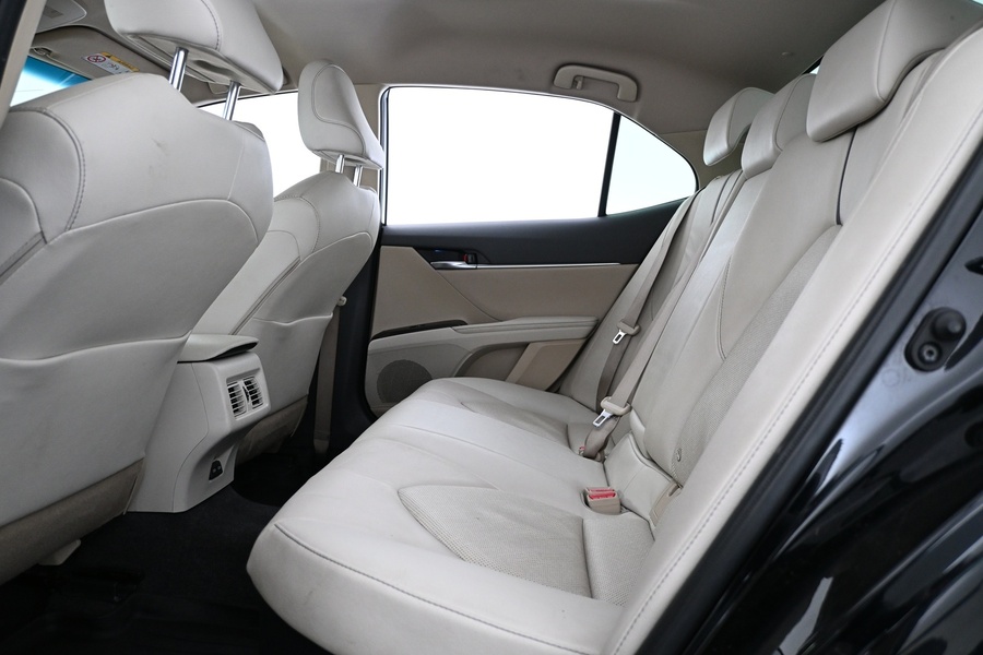 Toyota Camry vaihtoauto