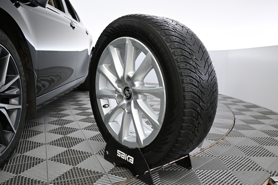 Toyota Camry vaihtoauto